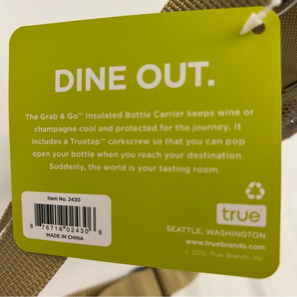 True Grab & Go Insulated Bottle Carrier w/Double-Hinged Corkscrew - Picture 6 of 10